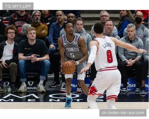 福克斯末节爆发显领袖气质 国王旧将成马刺新核